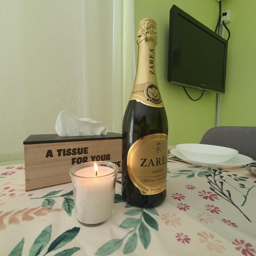 Oscar'S Apartment Флорешты Экстерьер фото